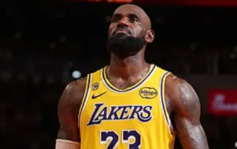 开云-阿里纳斯：詹姆斯一旦退役，NBA&amp;amp;媒体将失去“流量按钮”